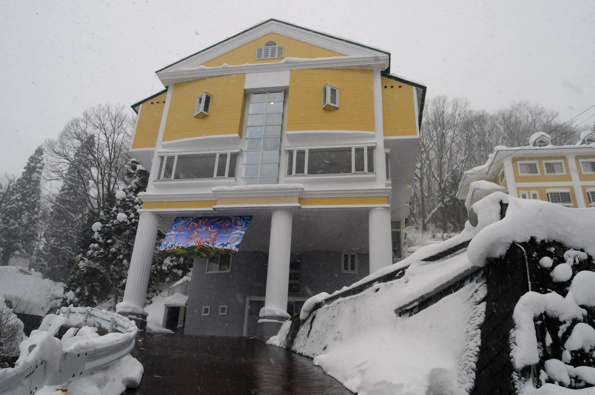 Hotel Bonfire Hakuba Ngoại thất bức ảnh